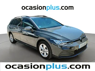 Usado VW Golf VIII Life 110 CV (80 kW) 2023 Gris Familiar