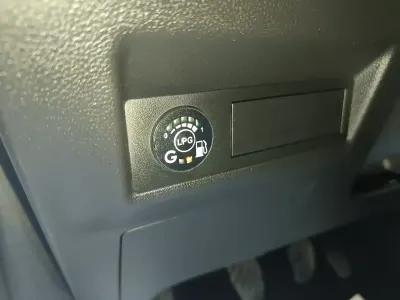 Usado Renault Captur Intens 90 CV (66 kW) 2021 Blanco SUV