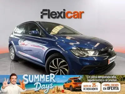 Usado VW Polo Life 95 CV (69 kW) 2022 Azul Utilitario