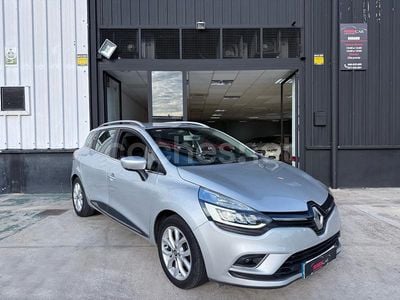 Usado Renault Clio GrandTour LIMITED 90 CV (66 kW) 2019 Gris / plata Familiar