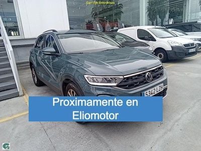 Usado VW T-Roc Life 110 CV (80 kW) 2022 Azul SUV