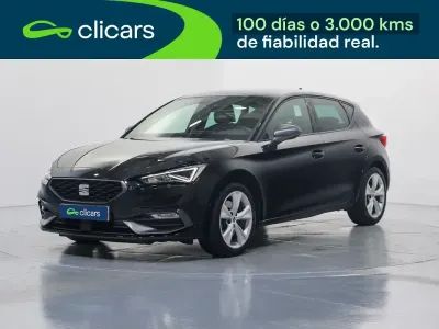 Usado Seat Leon FR 150 CV (110 kW) 2022 Negro Berlina