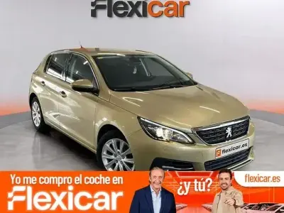 Usado Peugeot 308 Access 110 CV (80 kW) 2018 Amarillo Berlina