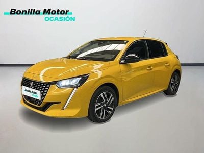 Usado Peugeot 208 Allure 102 CV (75 kW) 2023 Amarillo Utilitario