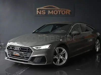 Usado Audi A7 Sportback S-Line 204 CV (150 kW) 2023 Gris / plata Utilitario