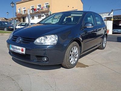 Usado VW Golf V 102 CV (75 kW) 2007 Gris azulado Berlina