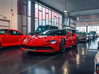 Rojo Usado 2021 Ferrari SF90 Coupe | 459.000 €