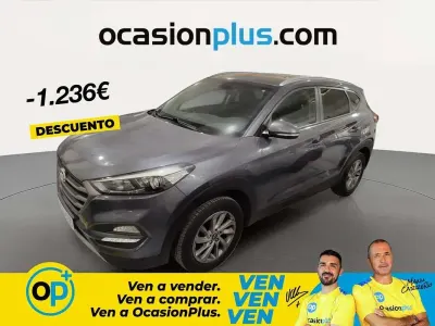Usado Hyundai Tucson 114 CV (83 kW) 2018 Gris SUV