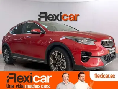 Usado Kia XCeed 160 CV (117 kW) 2022 Rojo SUV