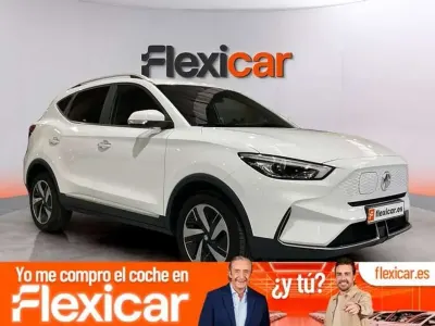 Usado MG ZS Comfort 114 kW (156 CV) 2023 Blanco SUV