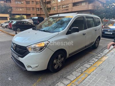 Usado Dacia Lodgy Comfort 115 CV (84 kW) 2021 Blanco Monovolumen