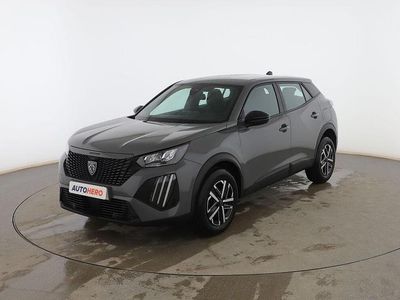 Usado Peugeot 2008 Active 101 CV (74 kW) 2024 Gris SUV