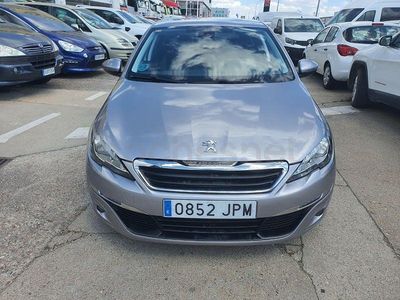 Usado Peugeot 308 Style 100 CV (73 kW) 2016 Gris / plata Berlina