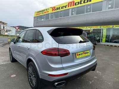 Usado Porsche Cayenne Platinum Edition 262 CV (192 kW) 2016 Gris / plata SUV