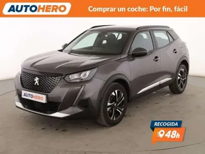 Usado Peugeot 2008 Allure 102 CV (75 kW) 2020 Gris SUV