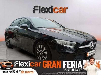 Usado Mercedes A180 136 CV (100 kW) 2020 Negro Utilitario