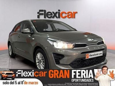 Usado Kia Rio 84 CV (61 kW) 2022 Gris