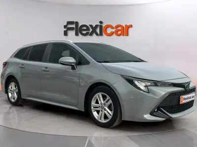 Usado Toyota Corolla Active 122 CV (89 kW) 2022 Gris Familiar