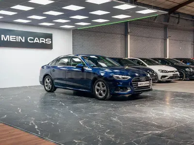 Usado Audi A4 S-Line 136 CV (100 kW) 2022 Azul Berlina