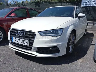Usado Audi A3 S-Line 110 CV (80 kW) 2015 Blanco Berlina