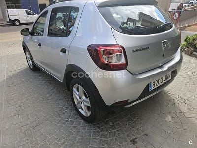 Gris / plata Usado 2016 Dacia Sandero Stepway Berlina | 8500 € (Buen precio)