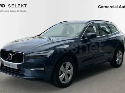 Käytetty Volvo XC60 Core 197 HP (144 kW) 2023 Sininen Katumaasturi