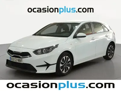 Usado Kia Ceed 101 CV (74 kW) 2025 Blanco Utilitario