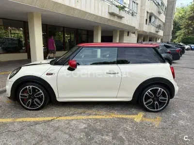 Usado Mini John Cooper Works 231 CV (169 kW) 2021 Blanco Utilitario