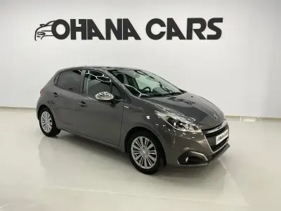 Occasion Peugeot 208 Style 82 PK (60 kW) 2018 Grijs Hatchback