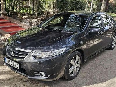 Negro Usado 2014 Honda Accord Executive Berlina | 10.800 €