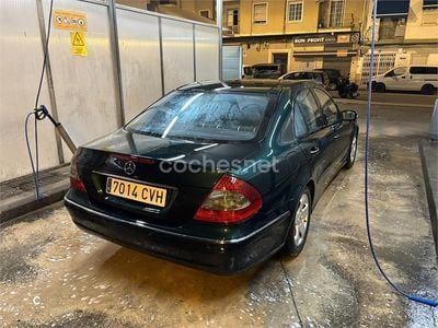 Mercedes E320