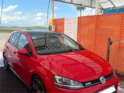 Usado VW Golf VII GTD 184 CV (135 kW) 2014 Rojo Berlina