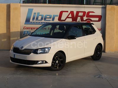 Usado Skoda Fabia Style 90 CV (66 kW) 2016 Blanco Utilitario
