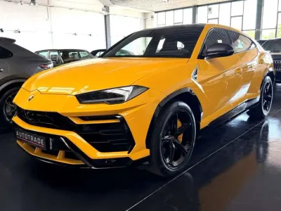 Usado Lamborghini Urus 650 CV (478 kW) 2019 Amarillo SUV