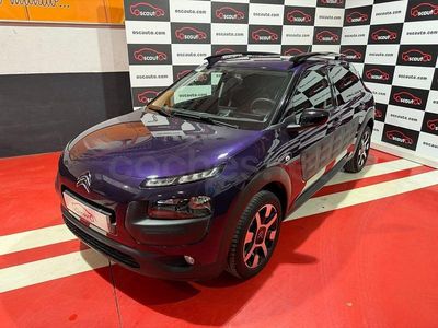 Usado Citroën C4 Shine 100 CV (73 kW) 2016 Granate Berlina