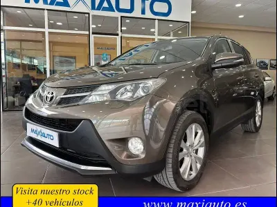 Usado Toyota RAV4 Executive 150 CV (110 kW) 2014 Marrón SUV