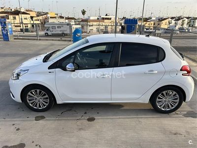 Usado Peugeot 208 Style 82 HP (60 kW) 2017 Branco Citadino
