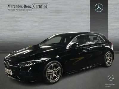 Usado Mercedes A180 116 CV (85 kW) 2025 Negro noche Berlina