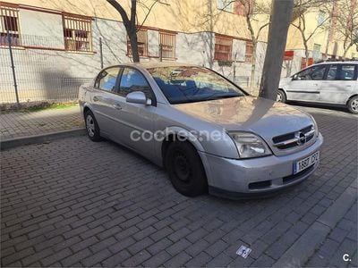 Usado Opel Vectra Comfort 100 CV (73 kW) 2003 Gris / plata Berlina