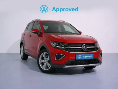 Usado VW T-Cross R-line 116 CV (85 kW) 2024 Rojo SUV