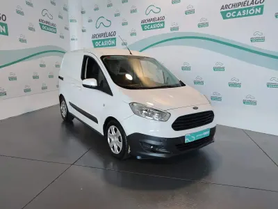 Usado Ford Transit Courier Trend 75 CV (55 kW) 2022 Blanco Van