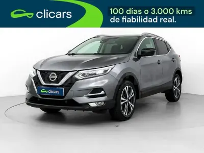 Usado Nissan Qashqai N-TEC 140 CV (102 kW) 2020 Gris / plata SUV