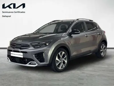 Usado Kia Stonic GT-Line 101 HP (74 kW) 2023 Cinzento SUV