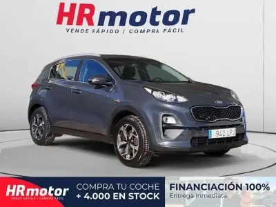 Usado Kia Sportage 137 CV (100 kW) 2021 Gris SUV