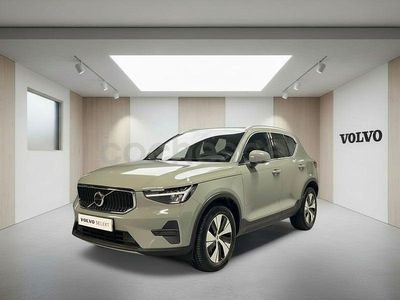 Usado Volvo XC40 Core 163 CV (119 kW) 2025 Verde SUV