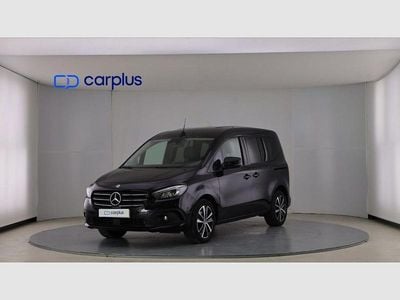 Negro Usado 2024 Mercedes 180 Berlina | 31.990 € (Un poco caro)