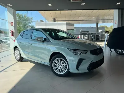 Nuevo Seat Ibiza Style Plus 80 CV (58 kW) 2026 Azul Utilitario
