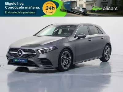 Usado Mercedes A180 116 CV (85 kW) 2020 Gris / plata Berlina