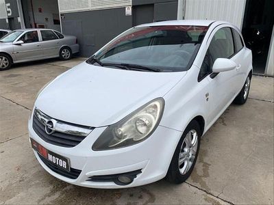 Blanco Usado 2010 Opel Corsa Essentia Berlina | 5990 € (Caro)