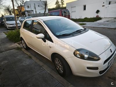 Usado Fiat Punto Easy 69 CV (50 kW) 2013 Blanco Utilitario